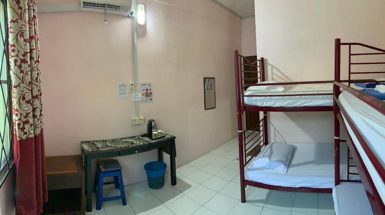 Rtms Guesthouse เซมปอร์นา ภายนอก รูปภาพ