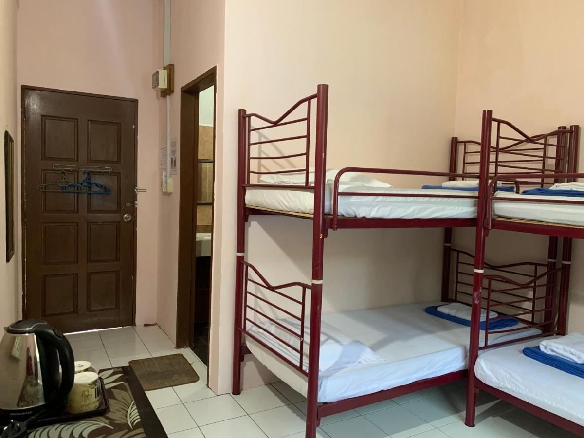 Rtms Guesthouse เซมปอร์นา ภายนอก รูปภาพ