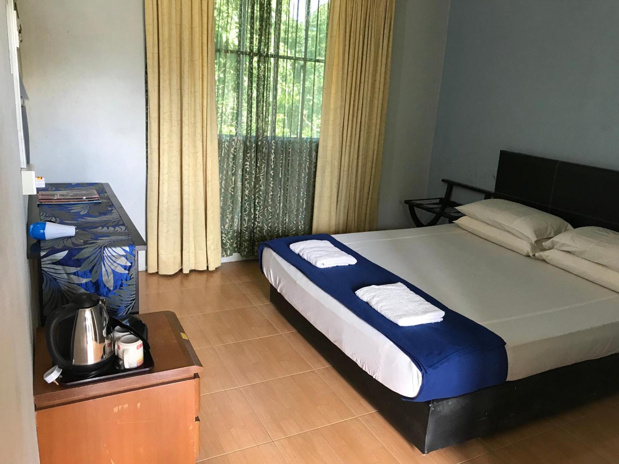 Rtms Guesthouse เซมปอร์นา ภายนอก รูปภาพ
