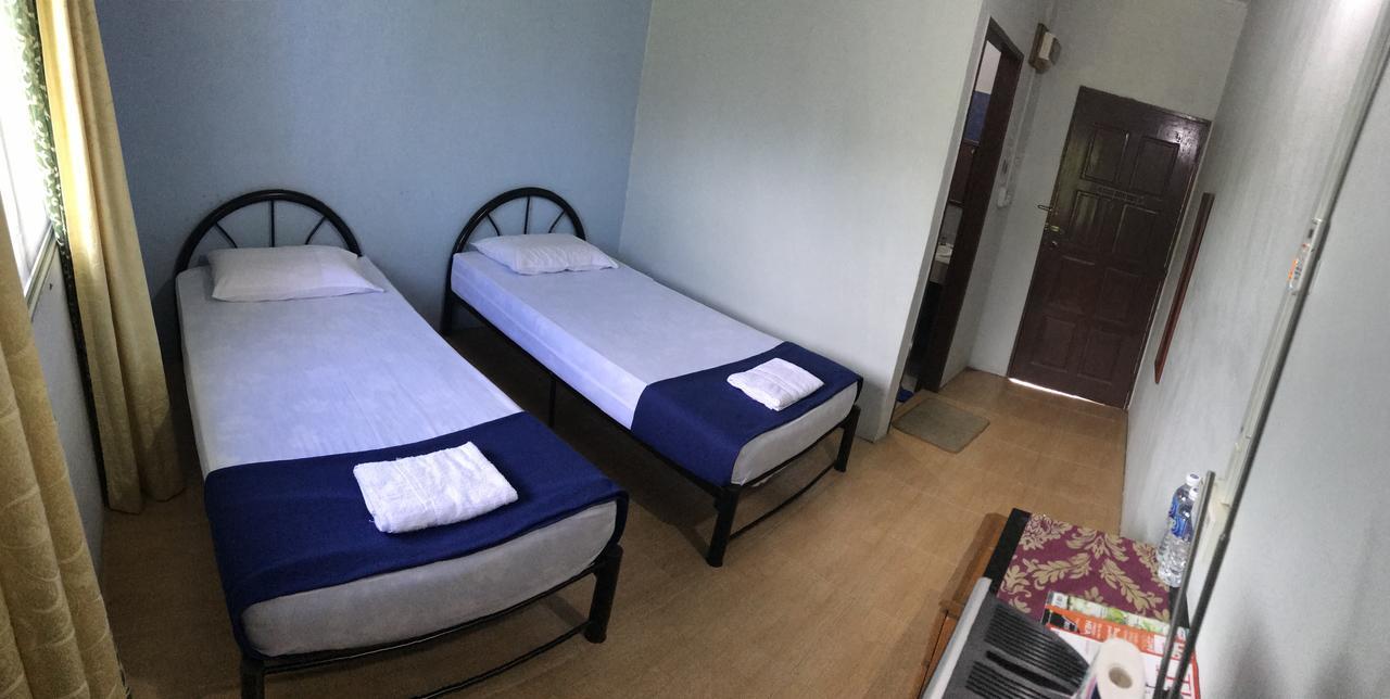 Rtms Guesthouse เซมปอร์นา ภายนอก รูปภาพ