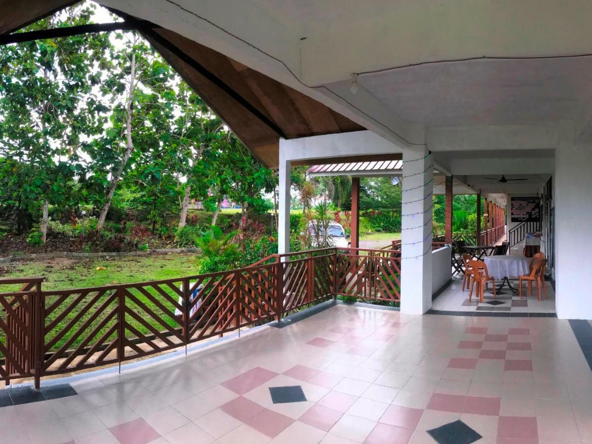 Rtms Guesthouse เซมปอร์นา ภายนอก รูปภาพ