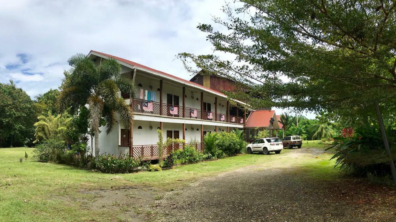 Rtms Guesthouse เซมปอร์นา ภายนอก รูปภาพ